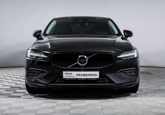 Подержанный автомобиль Volvo S60 2019 года (2 фото)