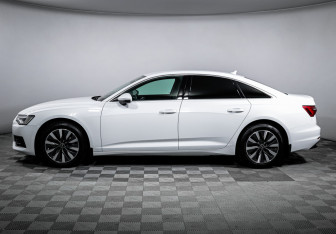 Подержанный автомобиль Audi A6 Sedan 2020 года (8 фото)