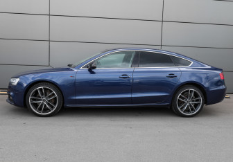 Подержанный автомобиль Audi A5 Liftback 2013 года (6 фото)