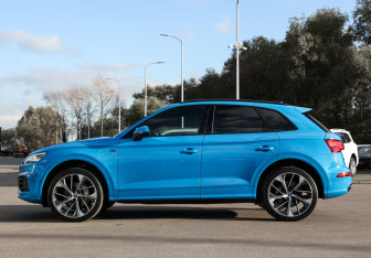 Подержанный автомобиль Audi Q5 2019 года (8 фото)