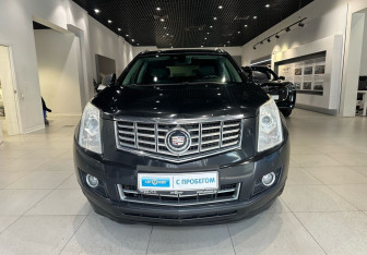 Подержанный автомобиль Cadillac SRX 2013 года (2 фото)