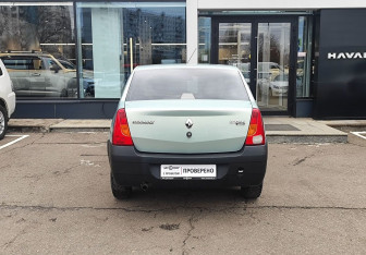 Подержанный автомобиль Renault Logan Sedan 2007 года (6 фото)