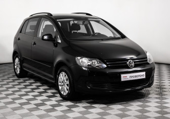 Подержанный автомобиль Volkswagen Golf Plus 2011 года (3 фото)