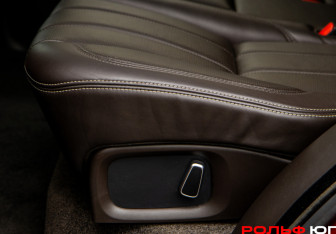Подержанный автомобиль Land Rover Range Rover 2014 года (18 фото)