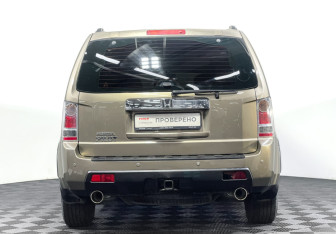 Подержанный автомобиль Honda Pilot 2008 года (6 фото)