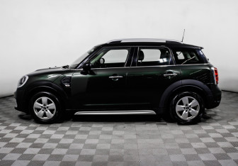 Подержанный автомобиль MINI Countryman 2019 года (8 фото)