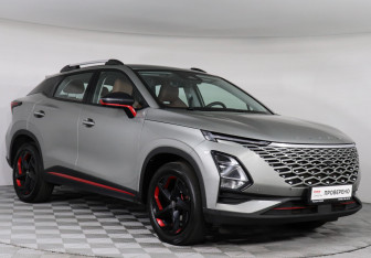 Подержанный автомобиль Omoda C5 2023 года (3 фото)