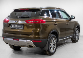 Подержанный автомобиль Geely Atlas 2020 года (5 фото)