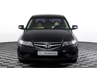 Подержанный автомобиль Honda Accord Sedan 2006 года (2 фото)