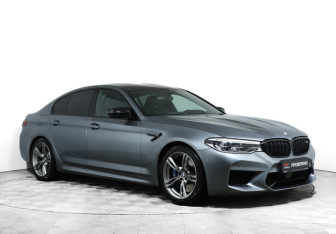 Подержанный автомобиль BMW M5 Sedan 2018 года (3 фото)