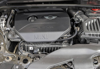 Подержанный автомобиль MINI Countryman 2018 года (9 фото)