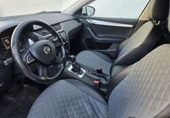 Подержанный автомобиль Skoda Octavia Liftback 2014 года (9 фото)