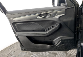 Подержанный автомобиль Haval Jolion 2023 года (19 фото)