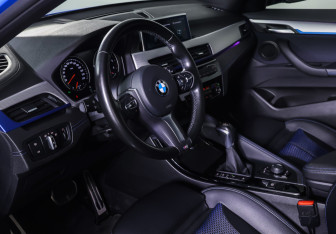 Подержанный автомобиль BMW X2 2021 года (15 фото)