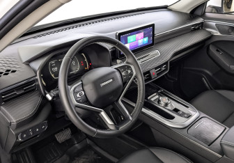 Подержанный автомобиль Haval Jolion 2023 года (15 фото)