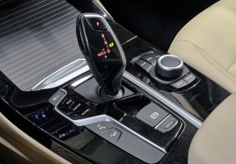 Подержанный автомобиль BMW X3 2019 года (29 фото)