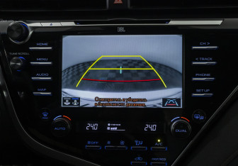 Подержанный автомобиль Toyota Camry Sedan 2020 года (17 фото)