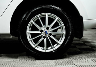 Подержанный автомобиль Renault Logan Sedan 2014 года (7 фото)