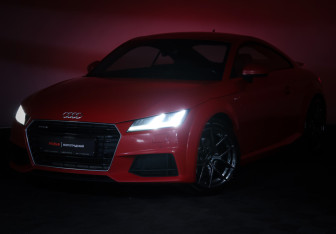 Подержанный автомобиль Audi TT Coupe 2015 года (31 фото)