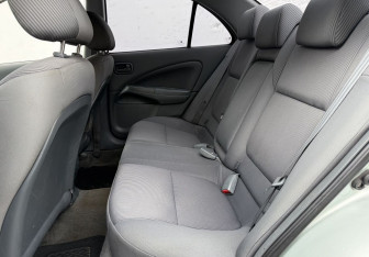Подержанный автомобиль Nissan Almera Classic 2006 года (11 фото)