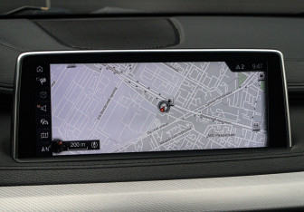 Подержанный автомобиль BMW X6 2016 года (13 фото)