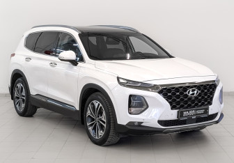 Подержанный автомобиль Hyundai Santa Fe 2019 года (3 фото)