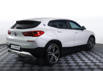 Подержанный автомобиль BMW X2 2019 года (5 фото)