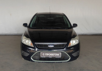 Подержанный автомобиль Ford Focus Hatchback 2010 года (2 фото)