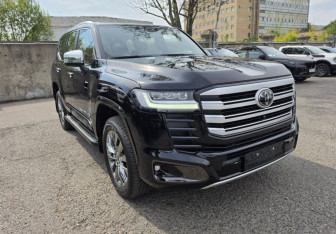 Новый Toyota Land Cruiser Suv 2025 (1 фото)