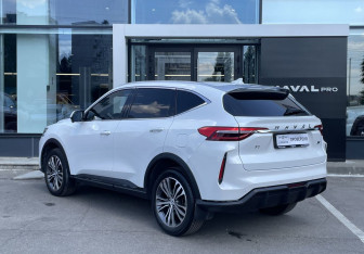 Подержанный автомобиль Haval F7 2022 года (7 фото)