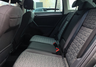 Подержанный автомобиль Volkswagen Tiguan 2021 года (8 фото)