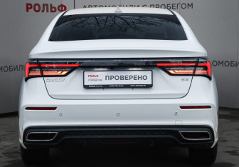 Подержанный автомобиль Omoda S5 2024 года (6 фото)