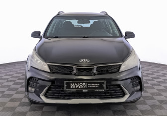 Подержанный автомобиль Kia Rio Hatchback 2021 года (2 фото)