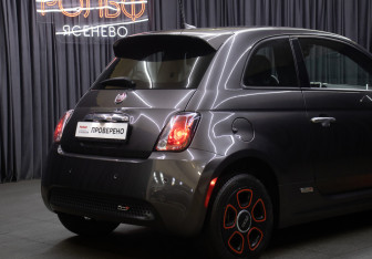 Подержанный автомобиль Fiat 500 Hatchback 2017 года (24 фото)