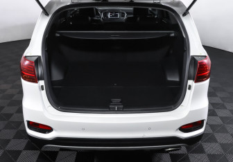 Подержанный автомобиль Kia Sorento 2019 года (10 фото)
