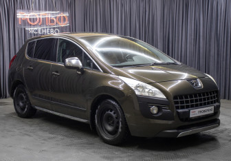 Подержанный автомобиль Peugeot 3008 2011 года (2 фото)