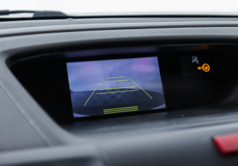 Подержанный автомобиль Honda CR-V 2013 года (8 фото)