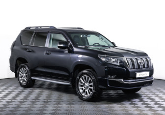 Подержанный автомобиль Toyota Land Cruiser Prado 2019 года (3 фото)