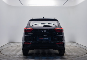 Подержанный автомобиль Hyundai Creta 2017 года (6 фото)