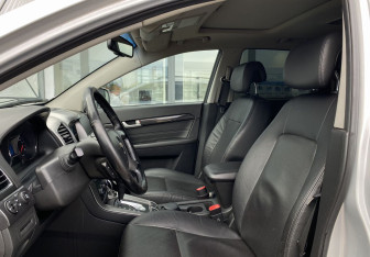 Подержанный автомобиль Chevrolet Captiva 2014 года (21 фото)
