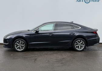 Подержанный автомобиль Hyundai Sonata 2020 года (8 фото)