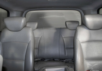 Подержанный автомобиль Hyundai Grand Starex 2014 года (16 фото)