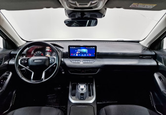 Подержанный автомобиль Haval Jolion 2023 года (14 фото)