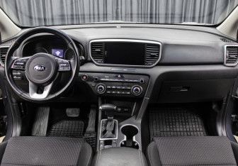 Подержанный автомобиль Kia Sportage 2021 года (14 фото)