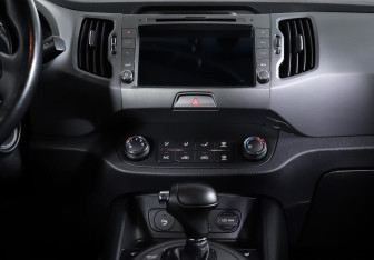 Подержанный автомобиль Kia Sportage 2015 года (12 фото)