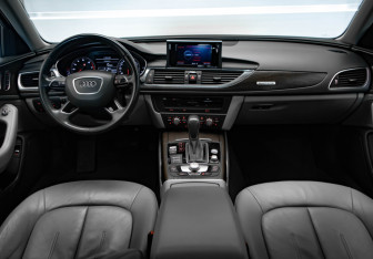 Подержанный автомобиль Audi A6 Wagon 2016 года (8 фото)