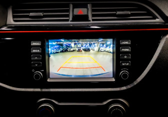 Подержанный автомобиль Kia Rio Sedan 2020 года (14 фото)