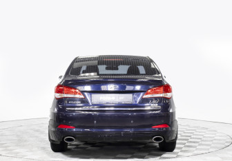 Подержанный автомобиль Hyundai i40 Sedan 2012 года (6 фото)