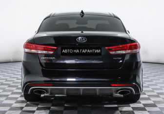 Подержанный автомобиль Kia Optima Sedan 2017 года (4 фото)