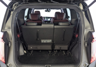 Подержанный автомобиль GAC M8 2024 года (10 фото)